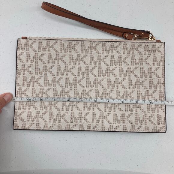 Michael Kors Cream Brown Signature Jet Set Zip Pouch Wristlet Purse Insert Bag - Picture 7 of 9